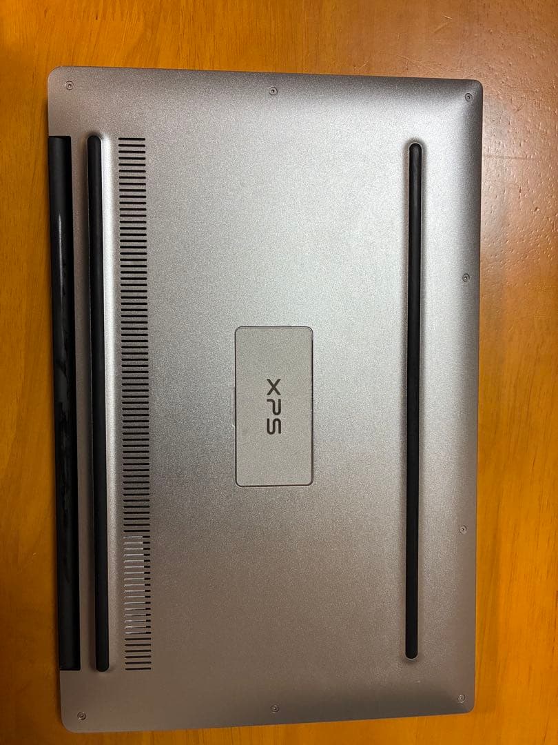 DELL XPS13 ノートPC シルバー　i7