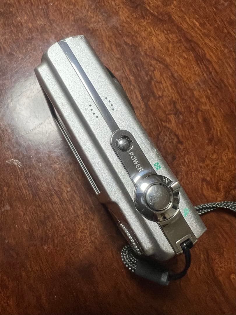 OLYMPUS FE-200 デジタルカメラ シルバー中古稼働品付属品多数