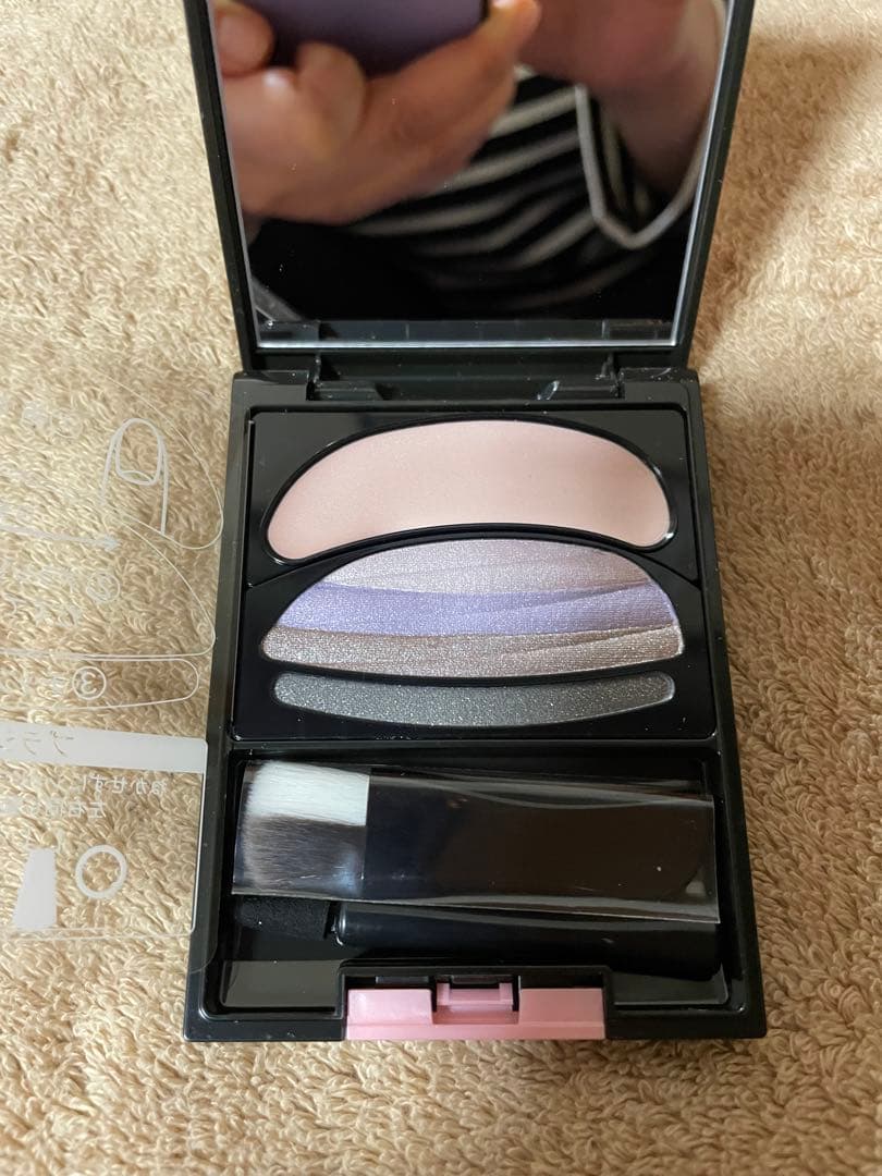 オーブクチュールブラシひと塗りアイシャドウ５６３パープル系