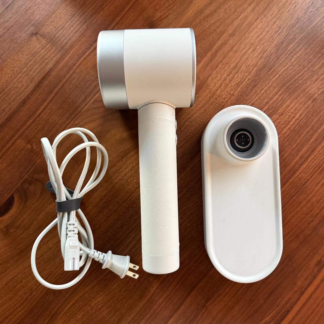 Zuvi Halo 光ヘアケアコードレスドライヤー