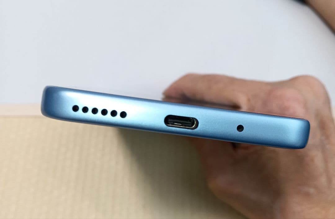 Libero 5G IV A302ZTブルー SIMフリー【本体のみ】