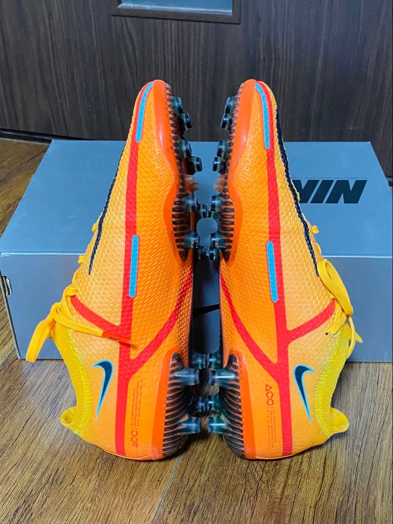 ナイキファントムGTエリート AG