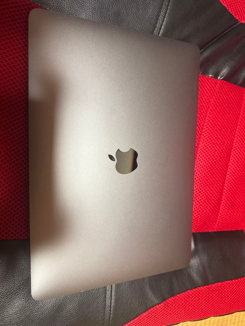 起動確認済　MacBook Pro2017 13インチ スペースグレー　ジャンク