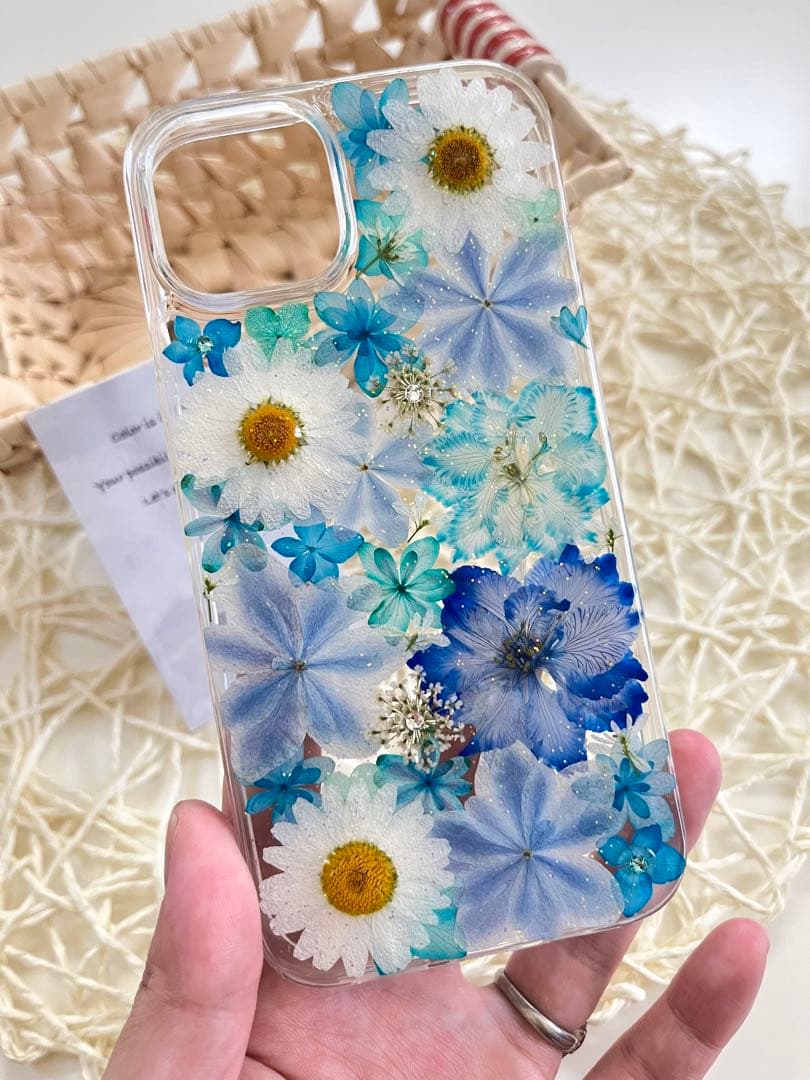 フルオーダーメイドのハンドメイド押し花スマホケース　全機種対応