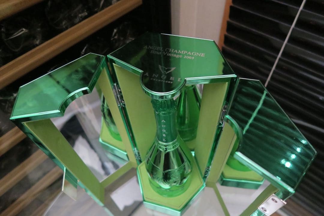 エンジェル ヴィンテージ 2005年 グリーン シャンパン 箱 ケース付き