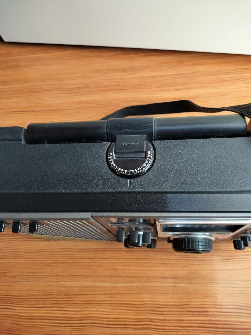 希少 National Panasonic Cougar 2200ラジオ