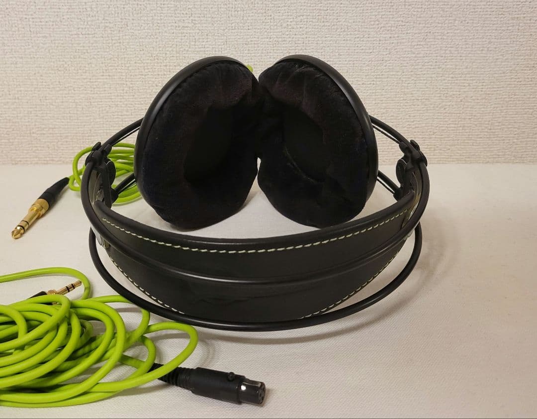 ヘッドホン AKG Q701