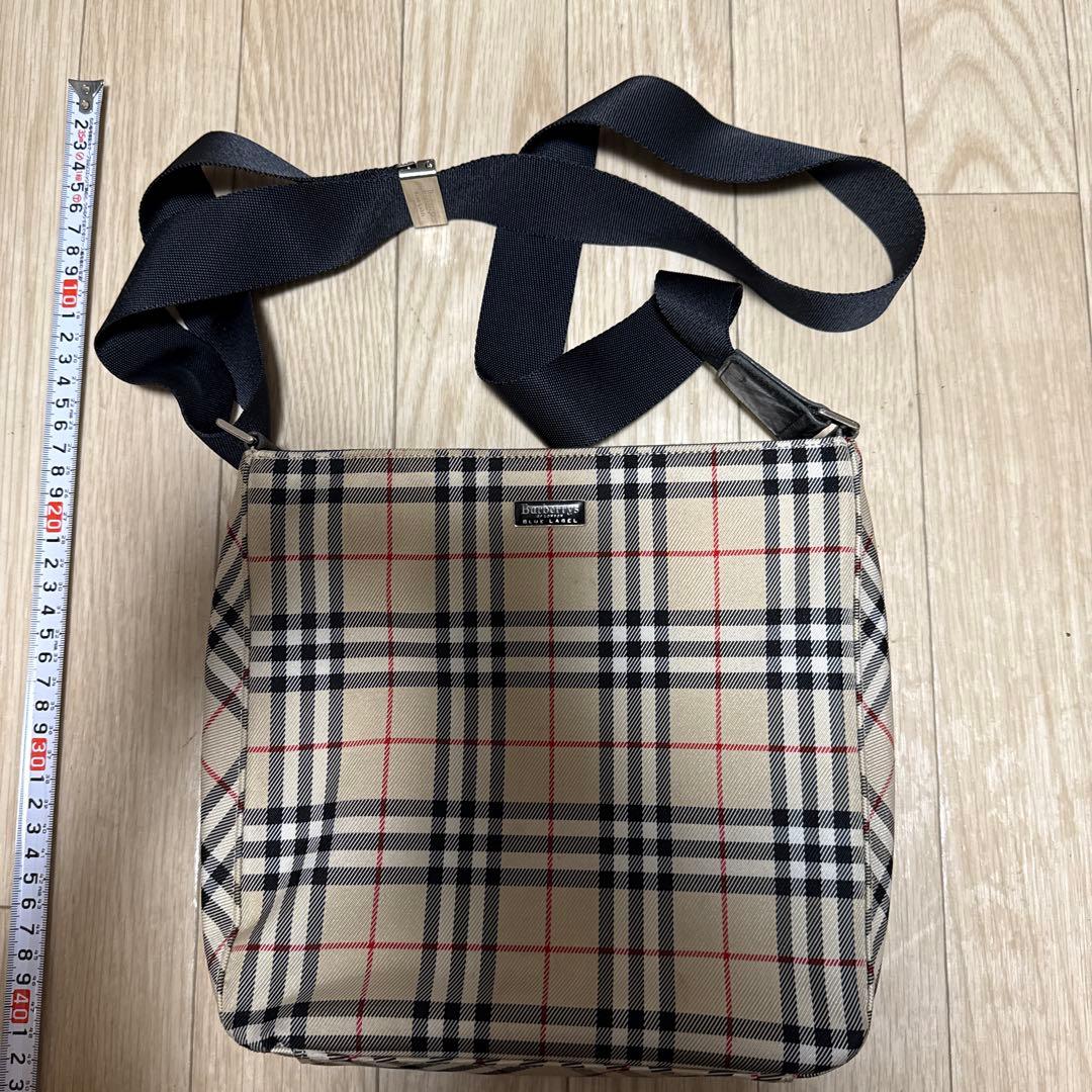 美品　バーバリーブルーレーベル　ショルダーバッグ　ナイロン　軽量　ノバチェック
