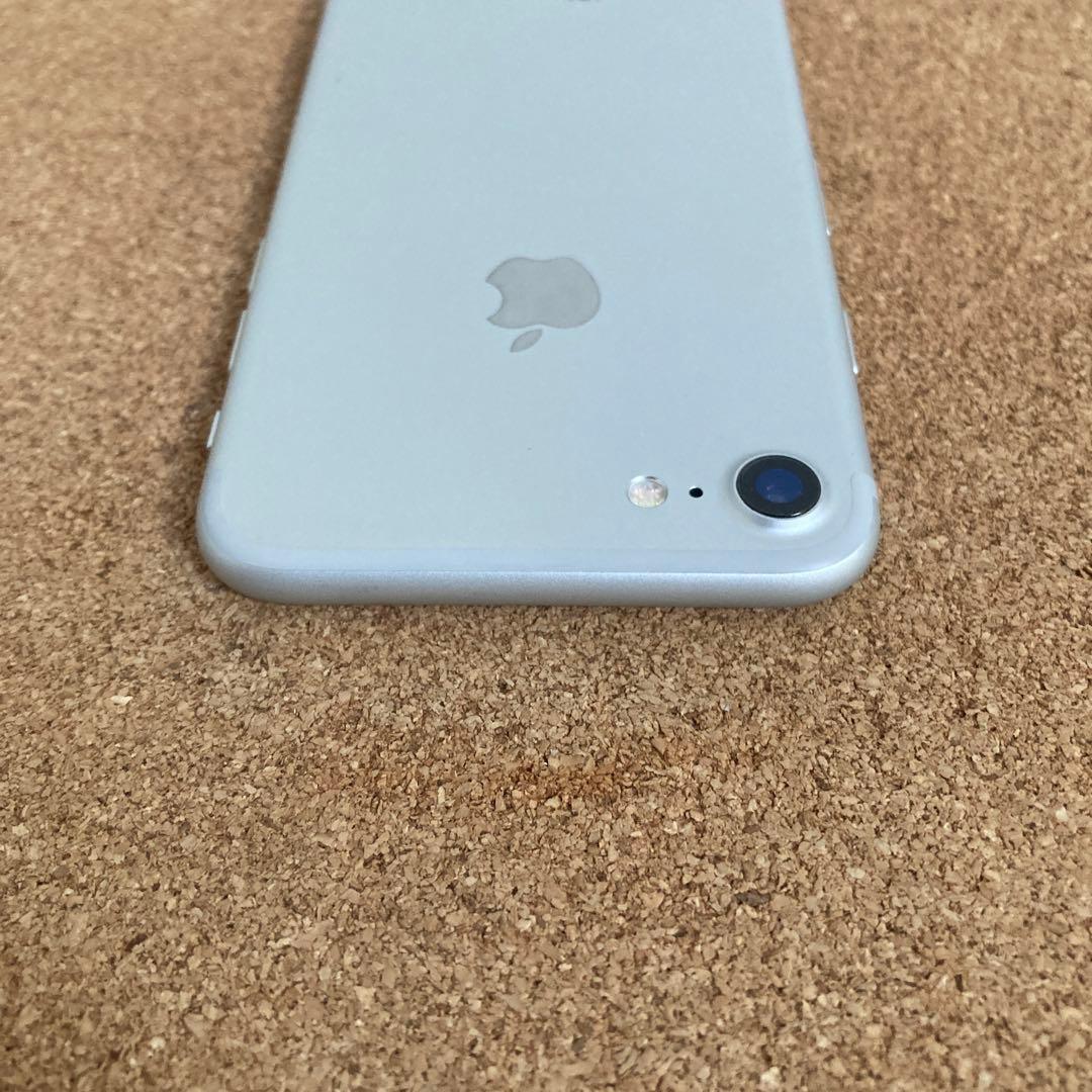 4046【早い者勝ち】美品☆電池最良好☆iPhone7 32GB SIMフリー☆