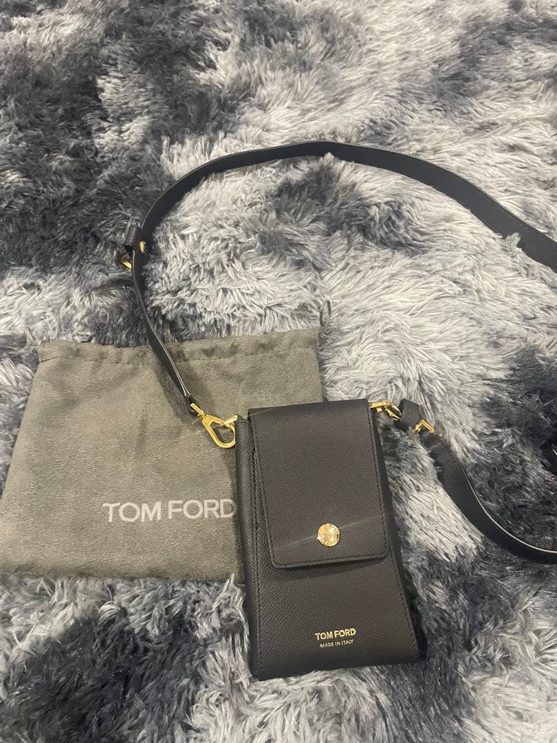 TOM FORD スマホショルダーバッグ