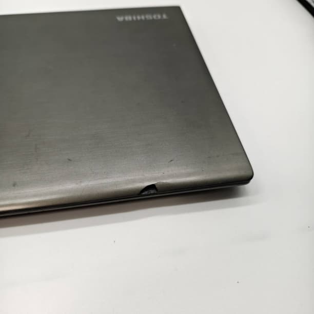 バッテリ◎ フルHD 13 東芝 i7-6 SSD256GB オフィス 16GB
