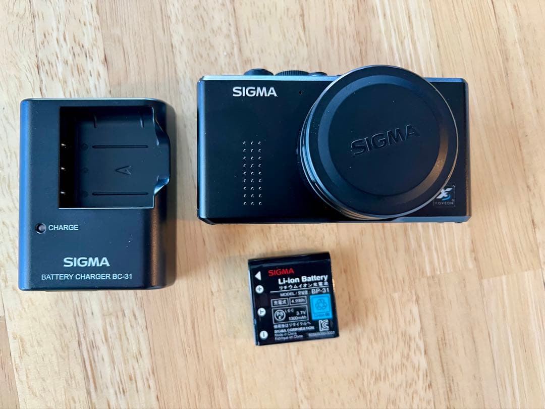 デジタルカメラ SIGMA DP2