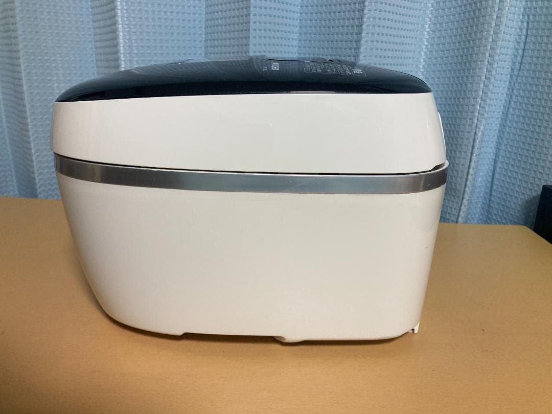 ★タイガー JPC-10NJ 圧力IH炊飯器 5.5合炊き 2018年製 ★