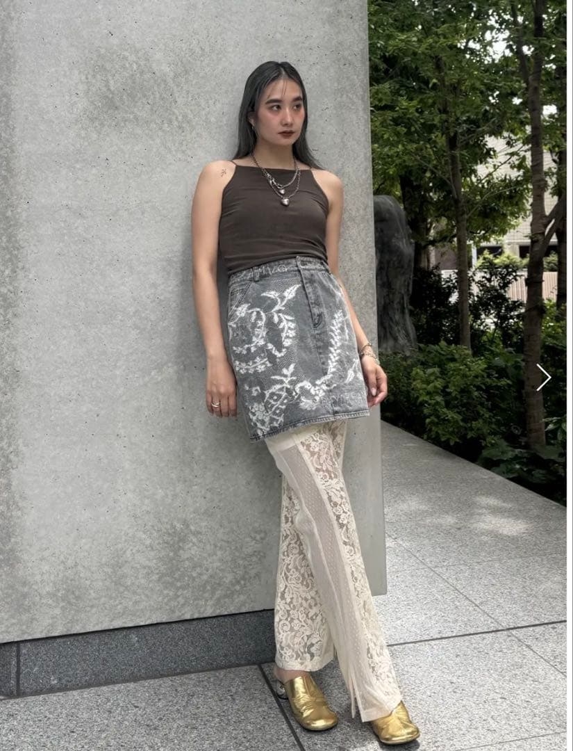 スカート MEDI TROMPE L'OEIL LACE PRINT MINI SKIRT