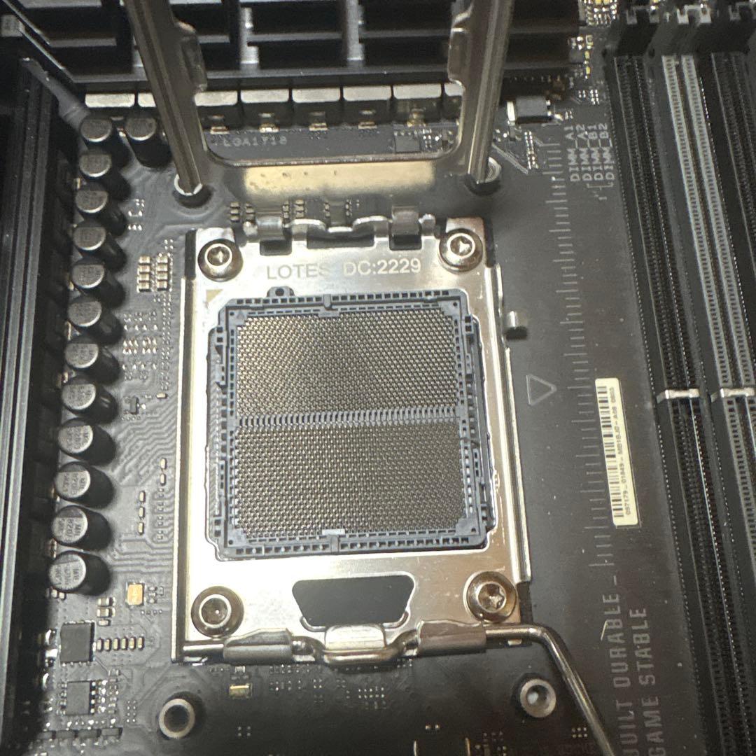 ジャンク AMD 7950x TUF x670e RX7900XTX 24GB