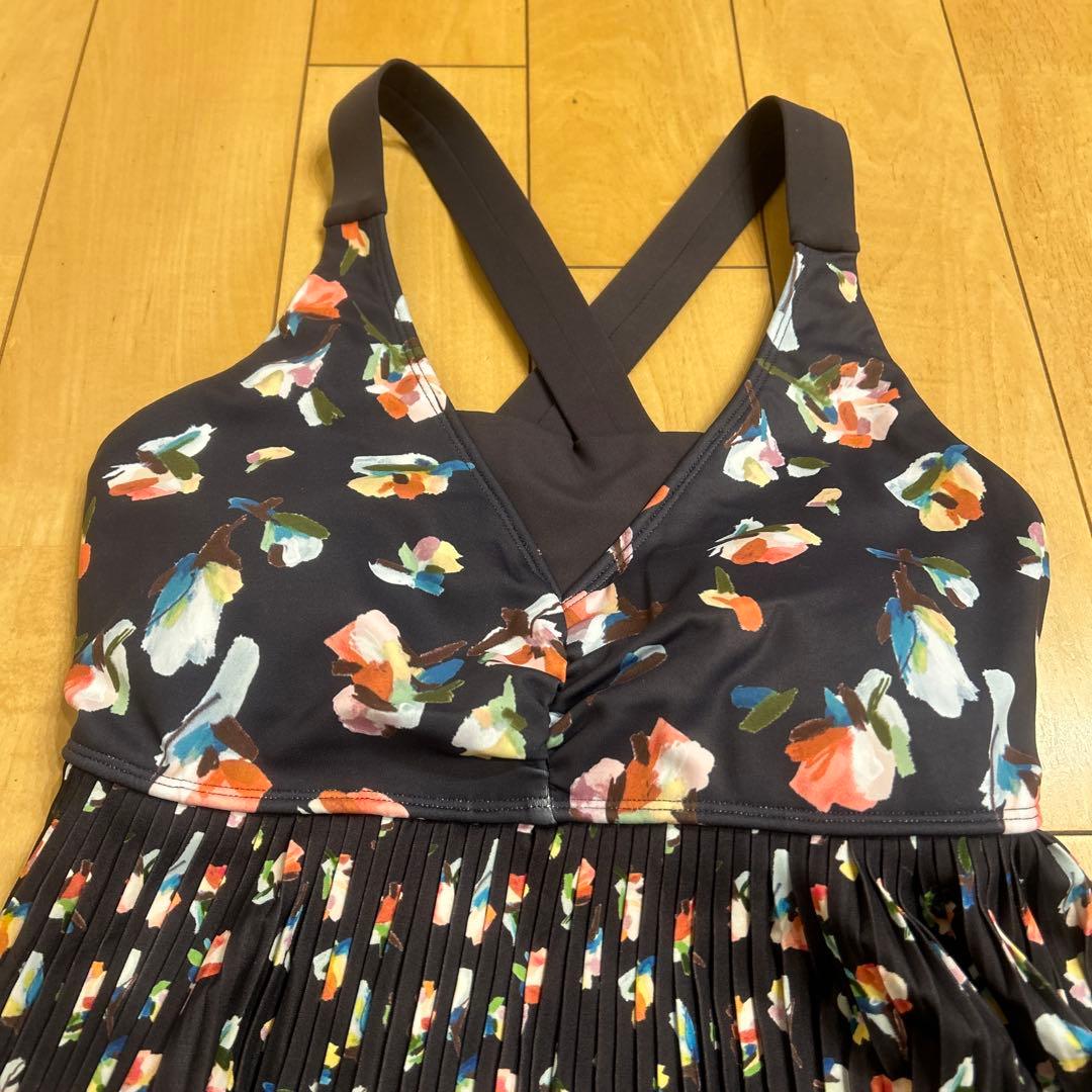 LAVA スカーラ 新品未使用 Mサイズ ホットヨガLAVA