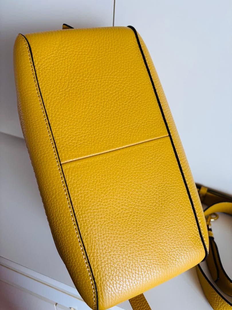 ★バーニーズニューヨーク【美品】ワンハンドルバッグ