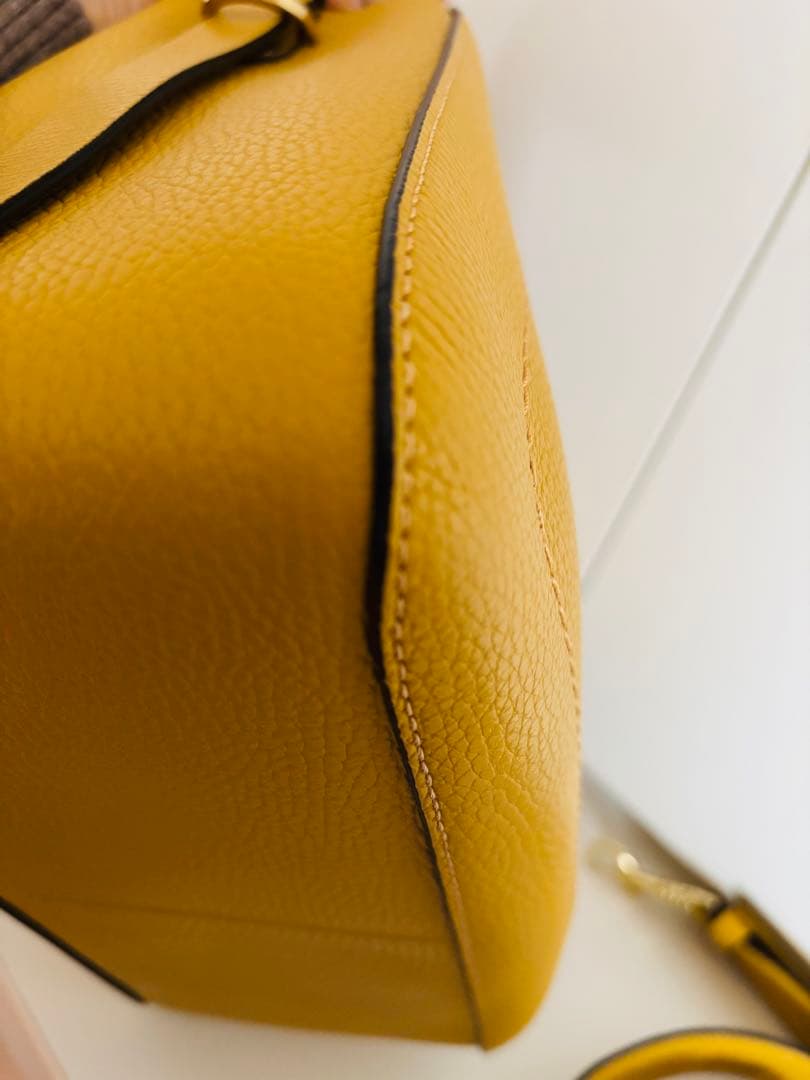 ★バーニーズニューヨーク【美品】ワンハンドルバッグ