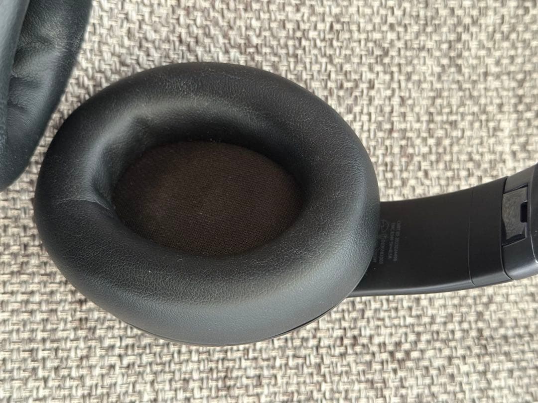 Beats Studio Pro（ブラック）