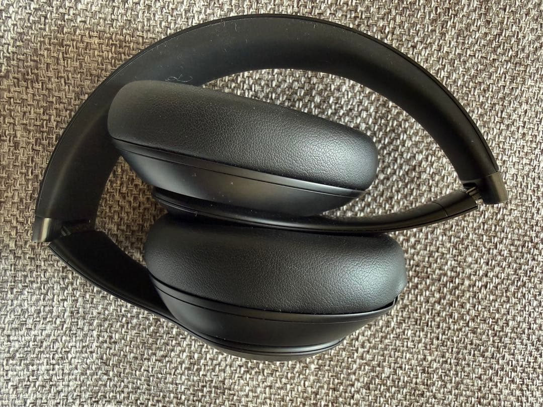 Beats Studio Pro（ブラック）