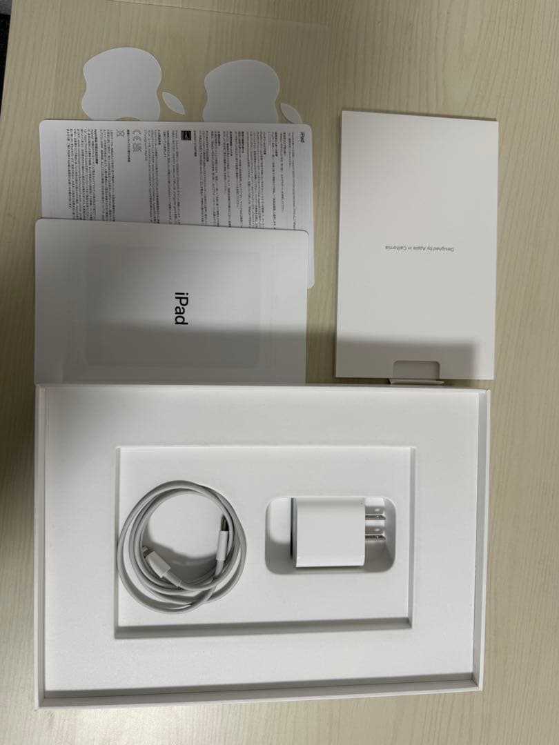 【美品￼】iPad第9世代256GBWi-FiモデルApple Pencil付き