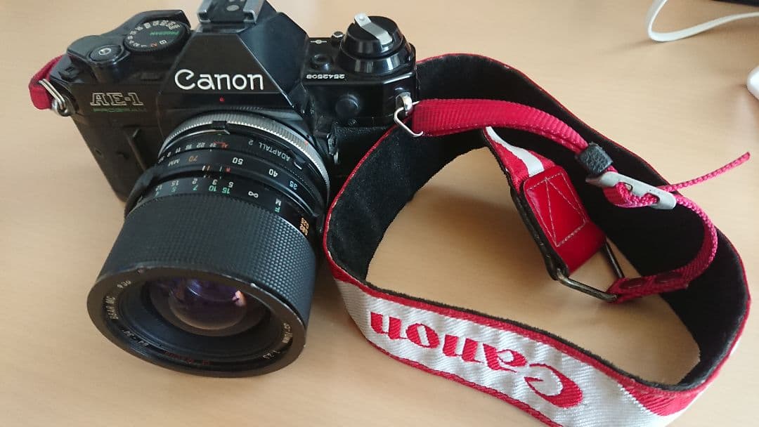 フィルムカメラ canon AE-1PROGRAM