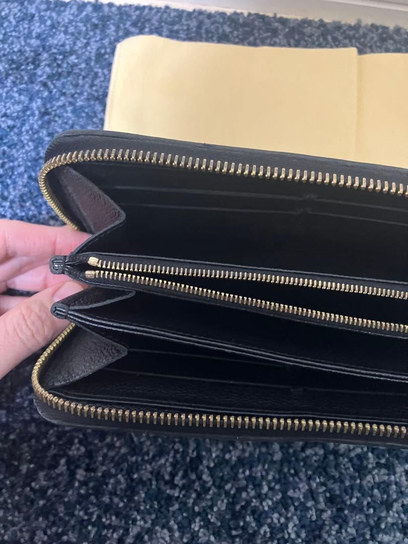 ルイヴィトン　ジッピーウォレット