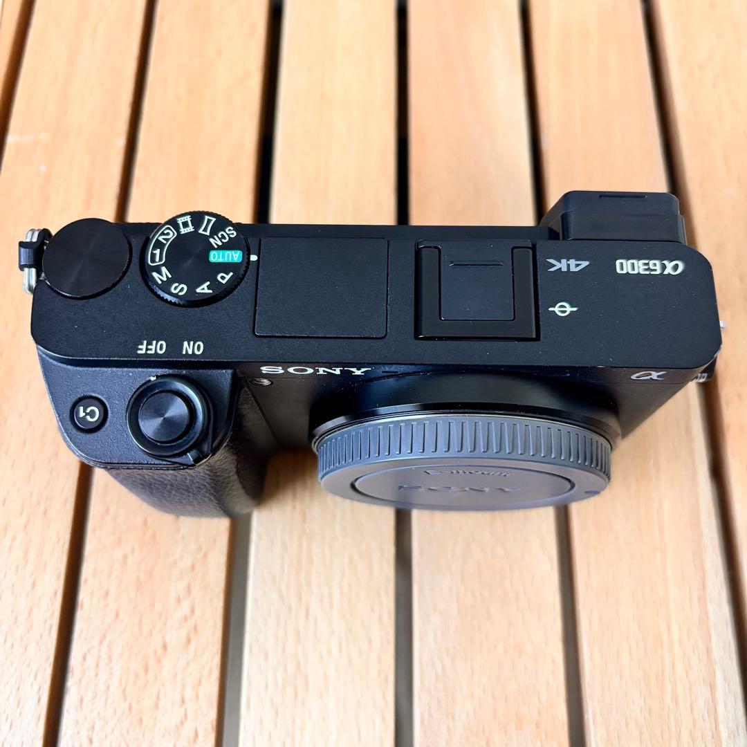 極美品 SONY ソニー α6300 ミラーレス一眼カメラ ズームレンズ付き