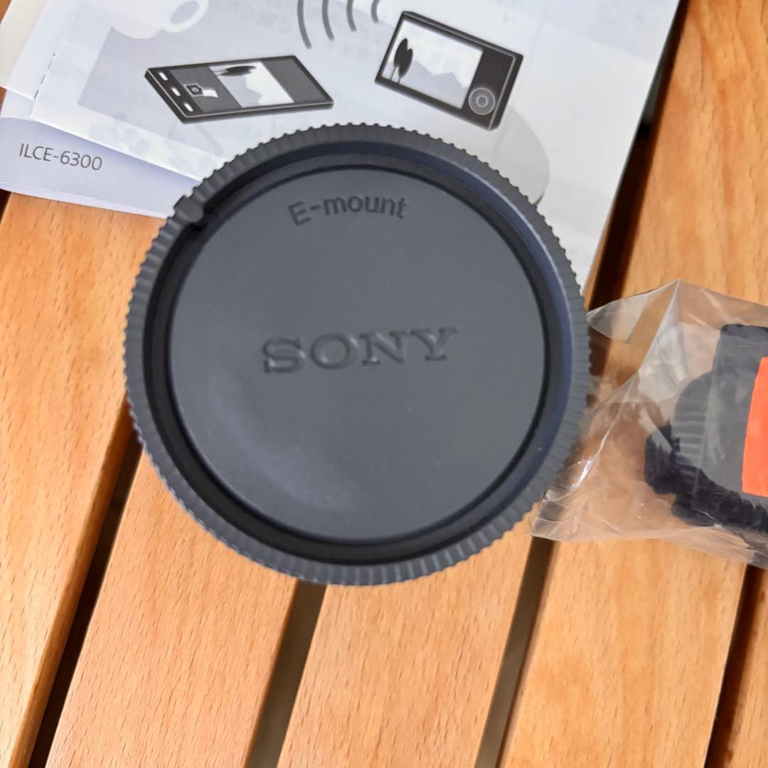 極美品 SONY ソニー α6300 ミラーレス一眼カメラ ズームレンズ付き