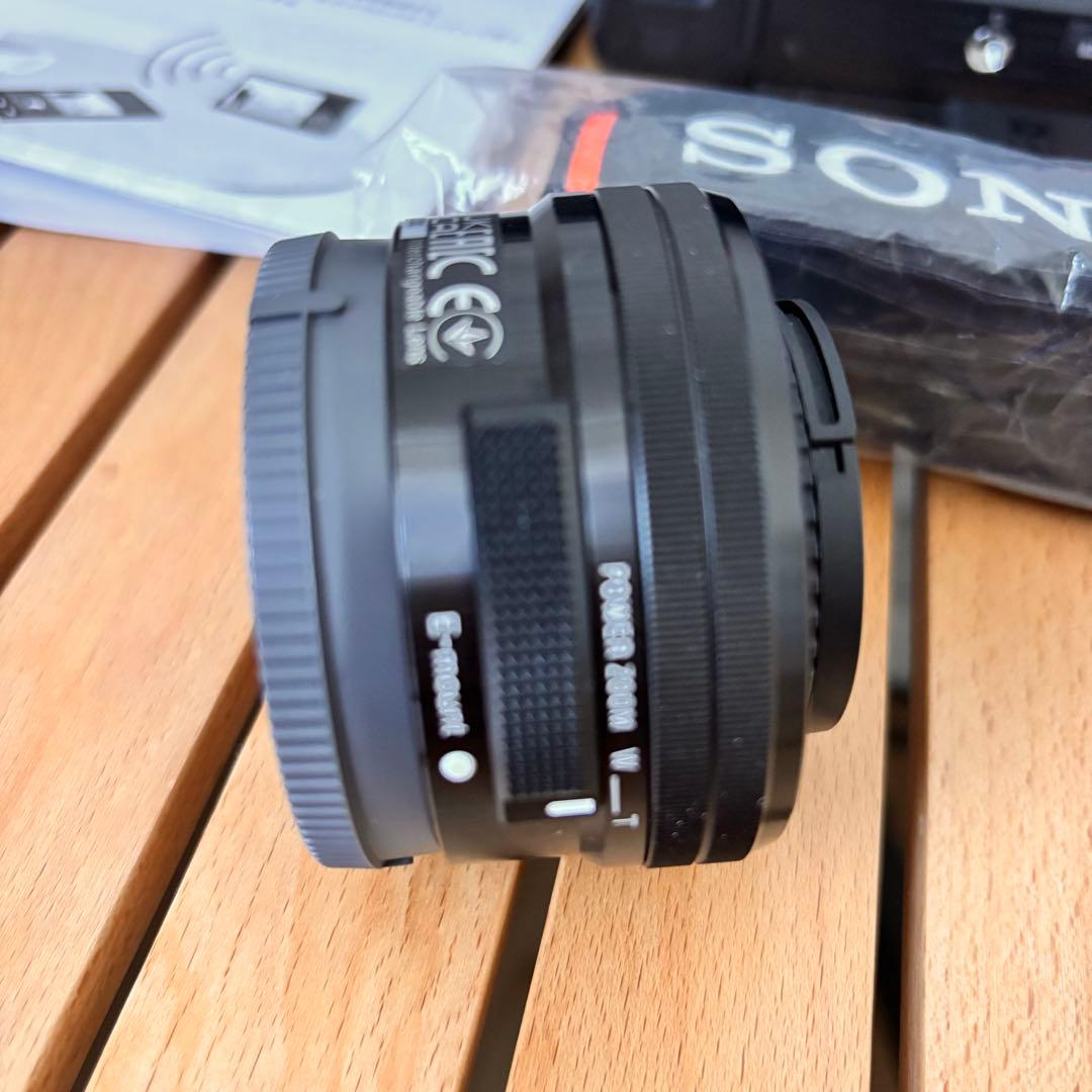 極美品 SONY ソニー α6300 ミラーレス一眼カメラ ズームレンズ付き