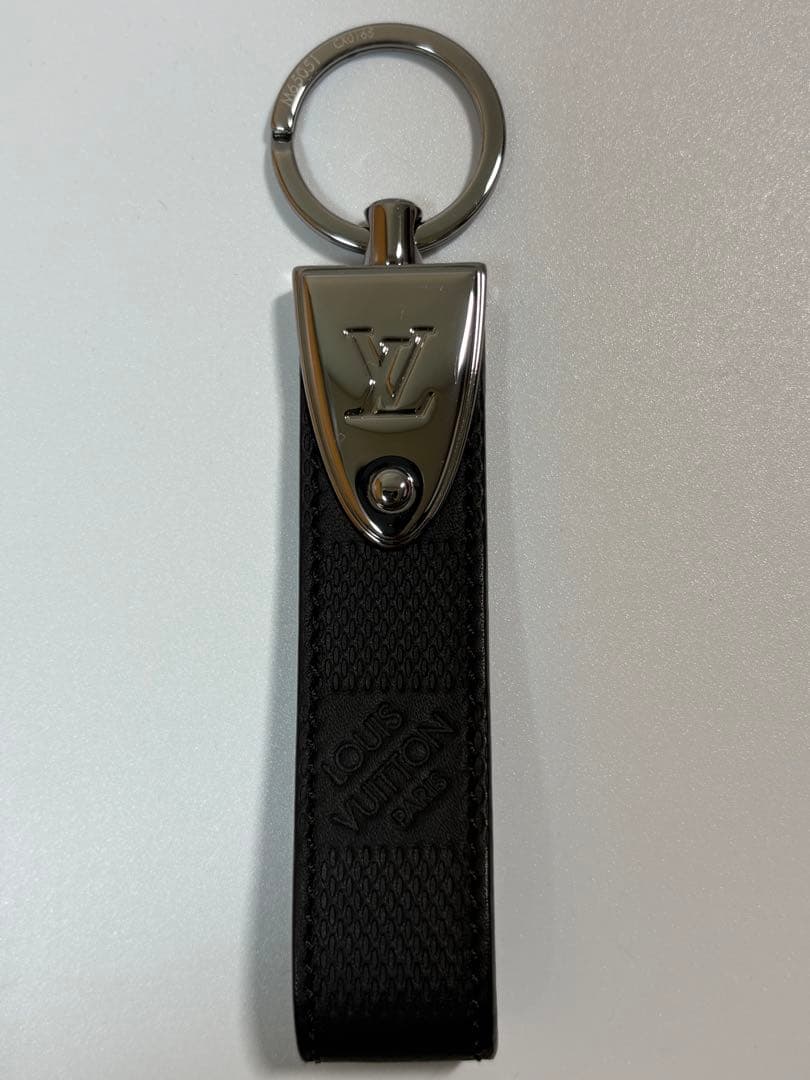 【極美品】ルイヴィトン ダミエアンフィニ M65051 キーホルダー