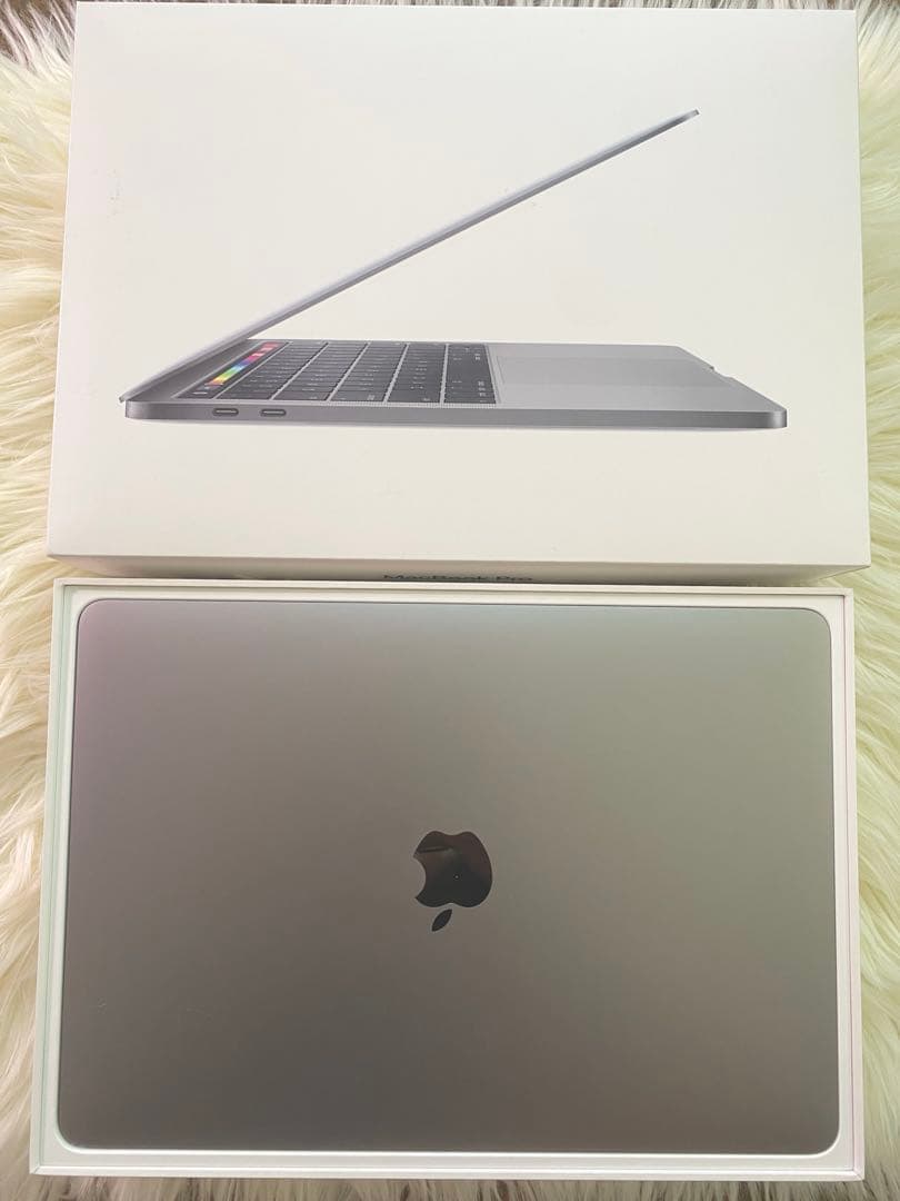 【ジャンク】MacBook Pro 13インチ　Touch Bar搭載1T