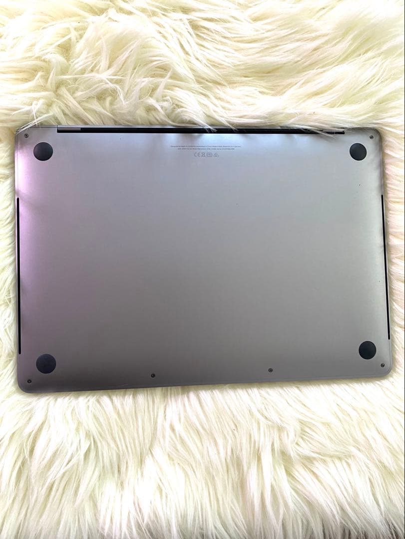 【ジャンク】MacBook Pro 13インチ　Touch Bar搭載1T