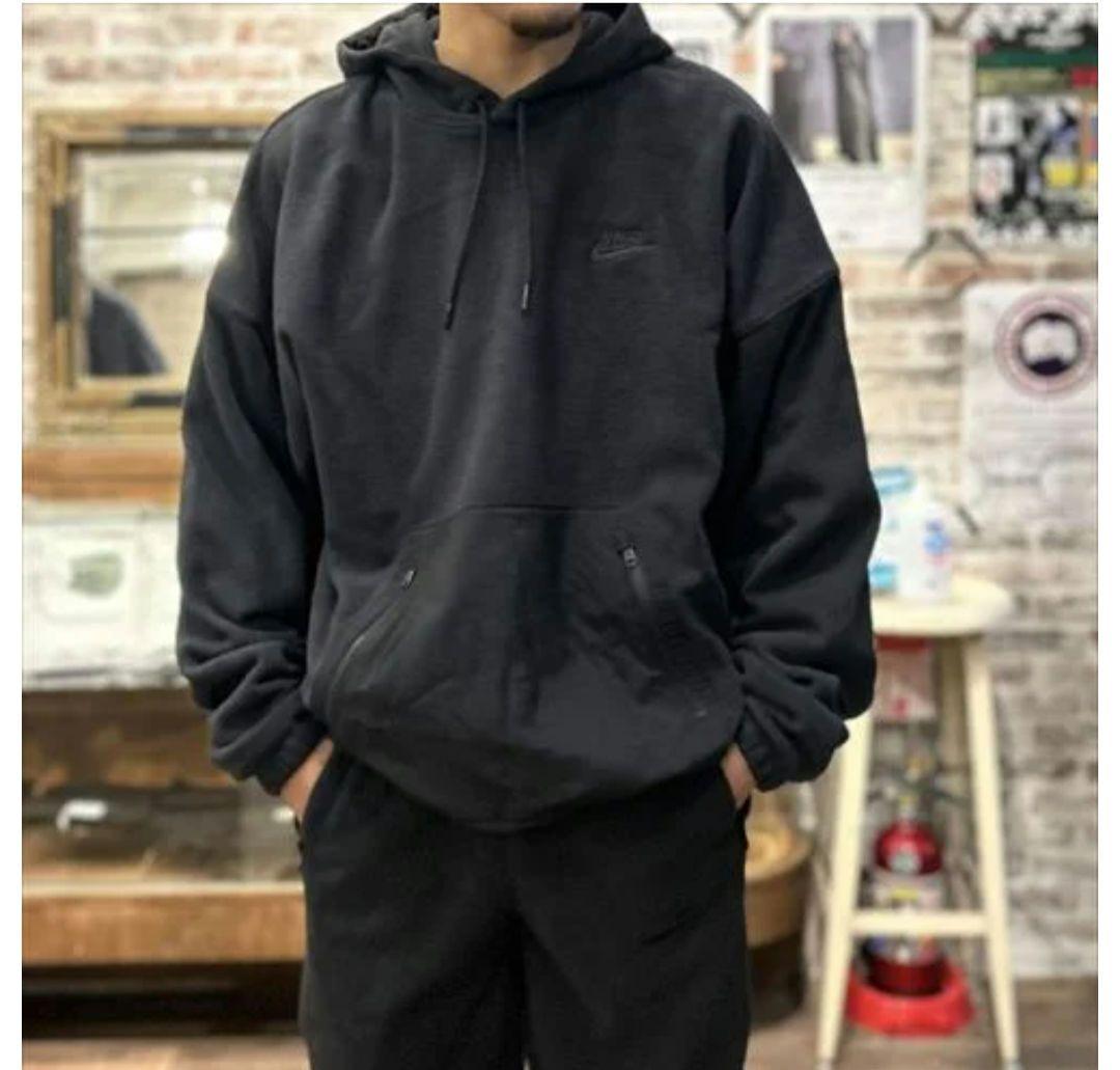 早いもの勝ち！ナイキ プルオーバー フリースパーカー 新品正規品 サイズＭ