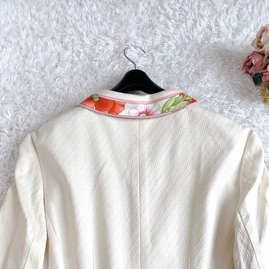 ラ*ン様 レオナール✨テーラードジャケット ダブルブレスト 金ボタン トリム 花