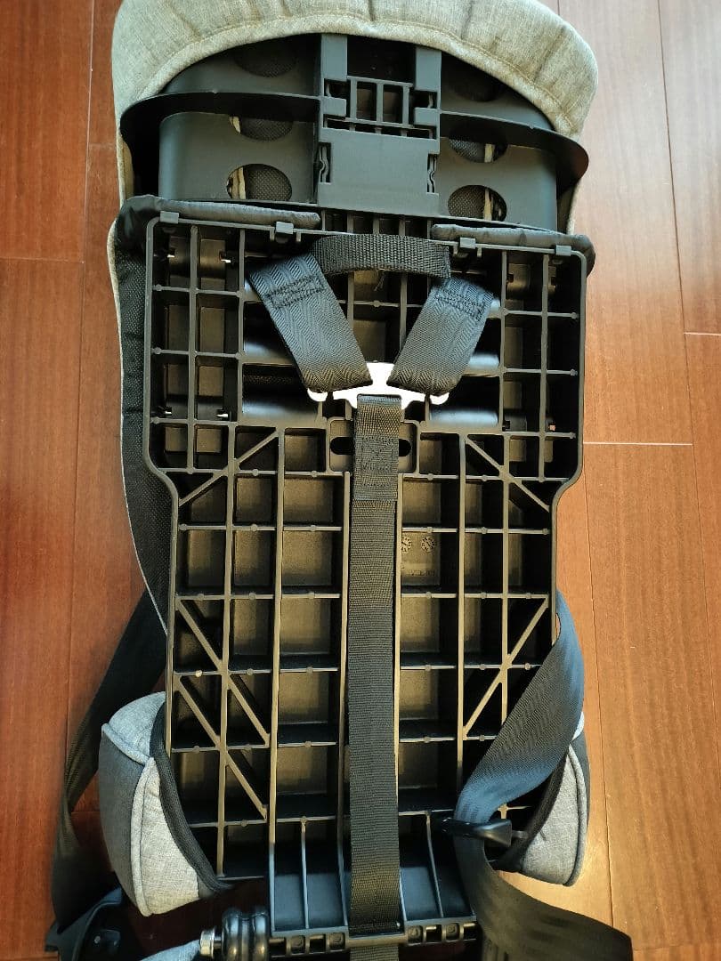 日本育児 トラベルベスト EVO