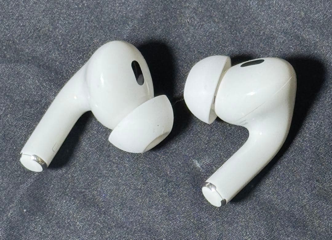 Apple AirPods Pro 第二世代本体　イヤーピース新品