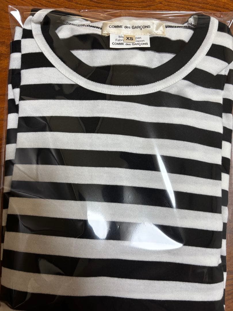 新品未使用コムデギャルソンボーダーカットソー