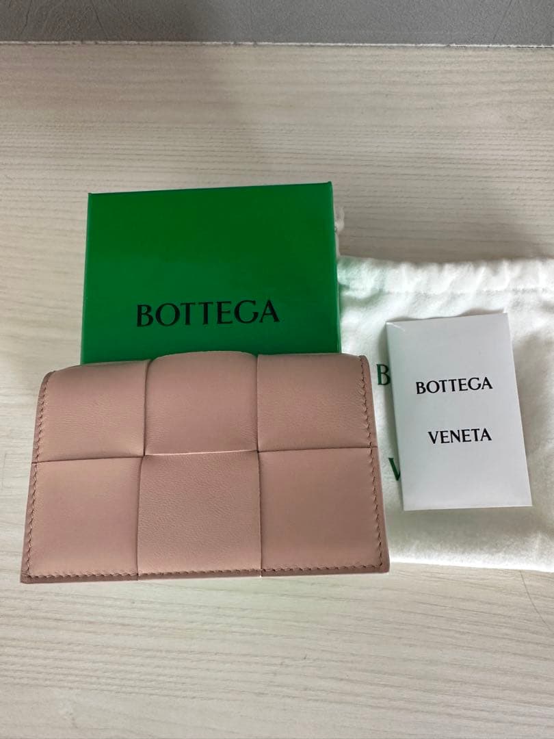 BOTTEGA VENETA 名刺入れ ピンク