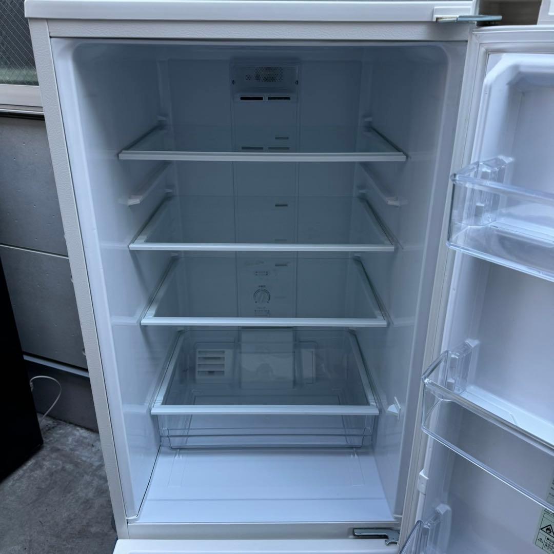 173⭐️2023年製美品★アクア　冷蔵庫　大型　200L 一人暮らし　ホワイト