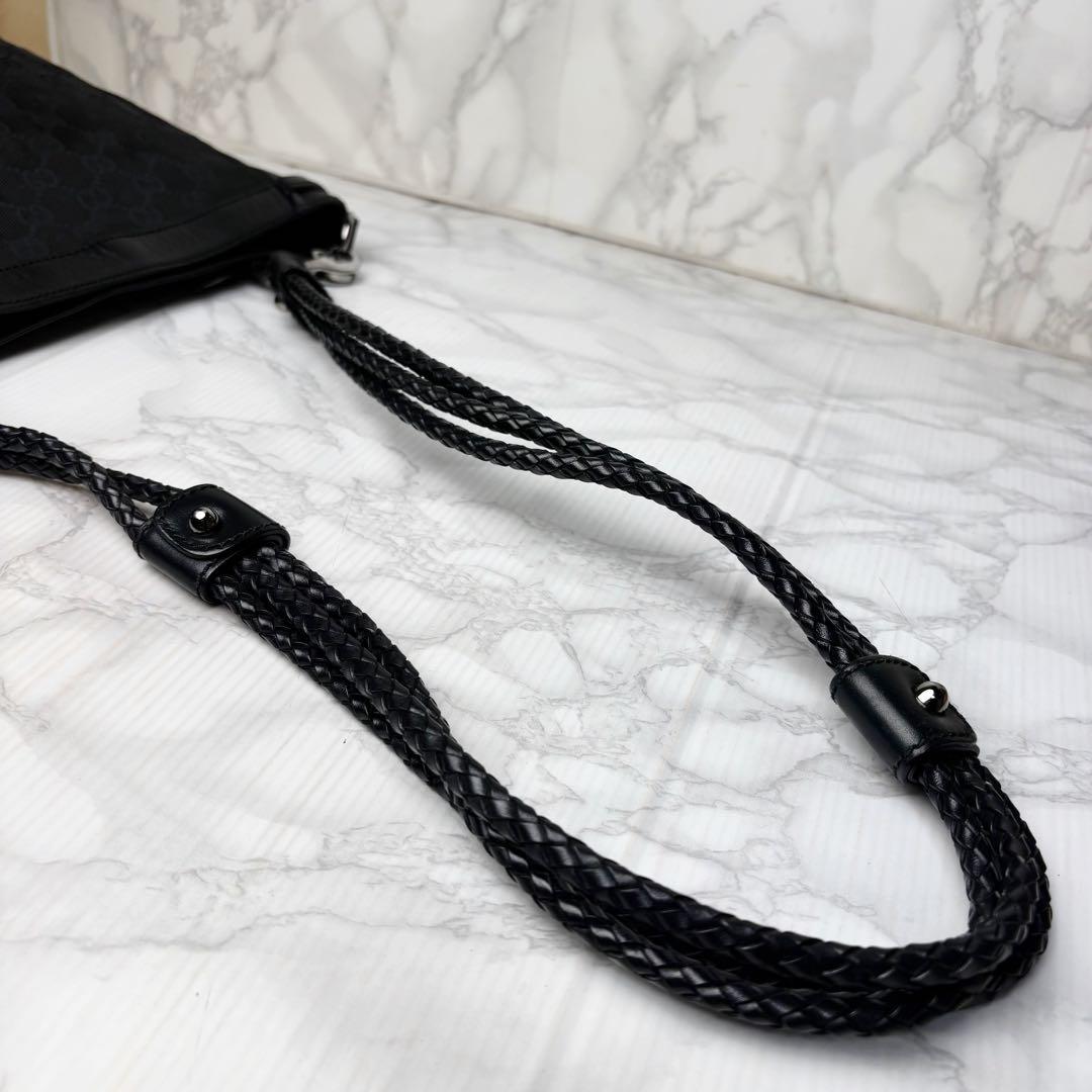 031 美品 GUCCI ショルダーバッグ 斜めがけ GGキャンバス g7