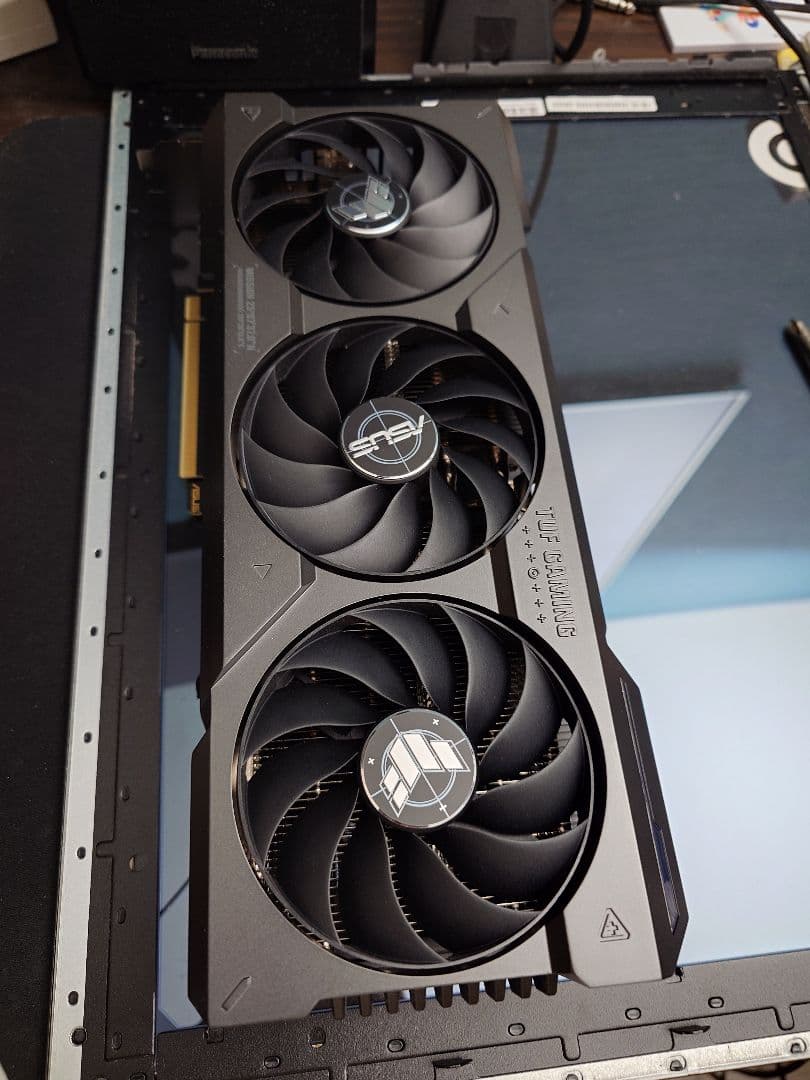 グラフィックボード・グラボ・ビデオカード ASUS TUF GAMING RTX 4070ti 12GB