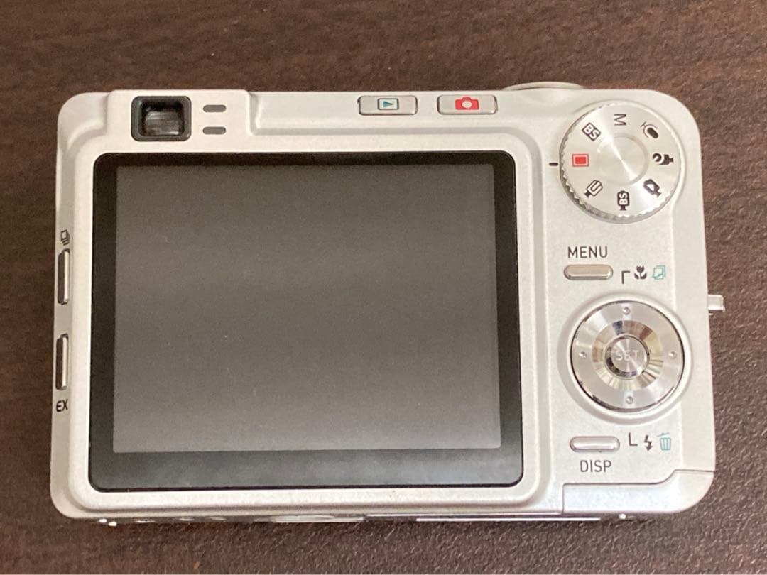 CASIO EXILIM EX-Z750 コンパクトデジタルカメラ　コンデジ