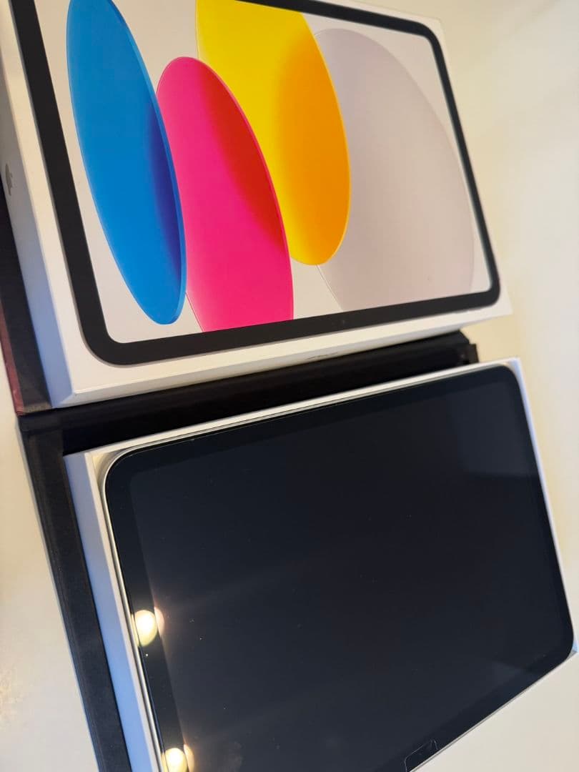 11世代 iPad 本体 (A16）wi-fi 128GB シルバー.フィルム付