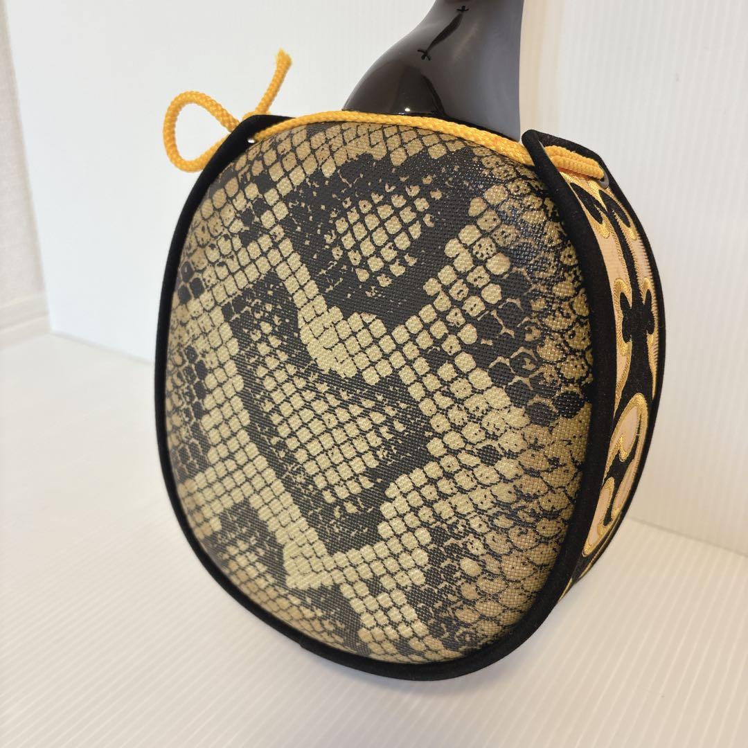 【美品】初心者セット 沖縄三線 三味線 人工革 蛇 ヘビ 入門 民族楽器 弦楽器