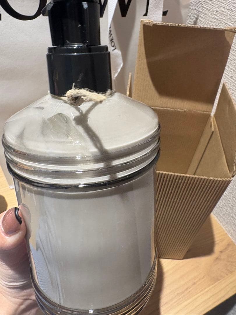 ロエベ　ボディクリーム