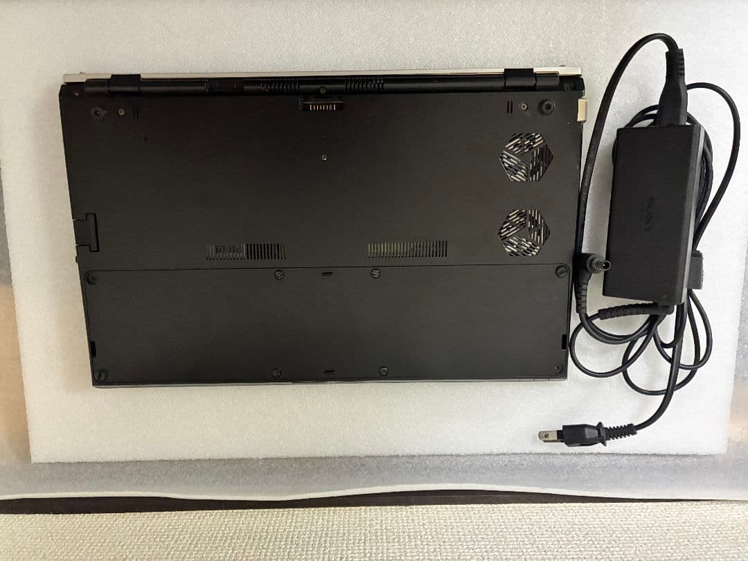 SONY VAIO ブラックノートPC RAM8GB ACアダプター付き