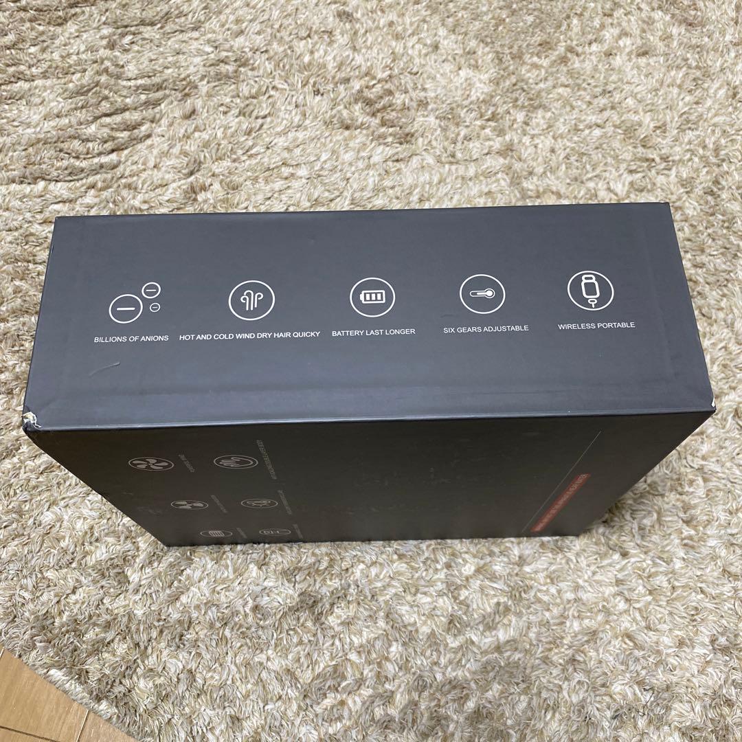 【使用回数5回_箱付き】コードレスドライヤー　カーリーガール