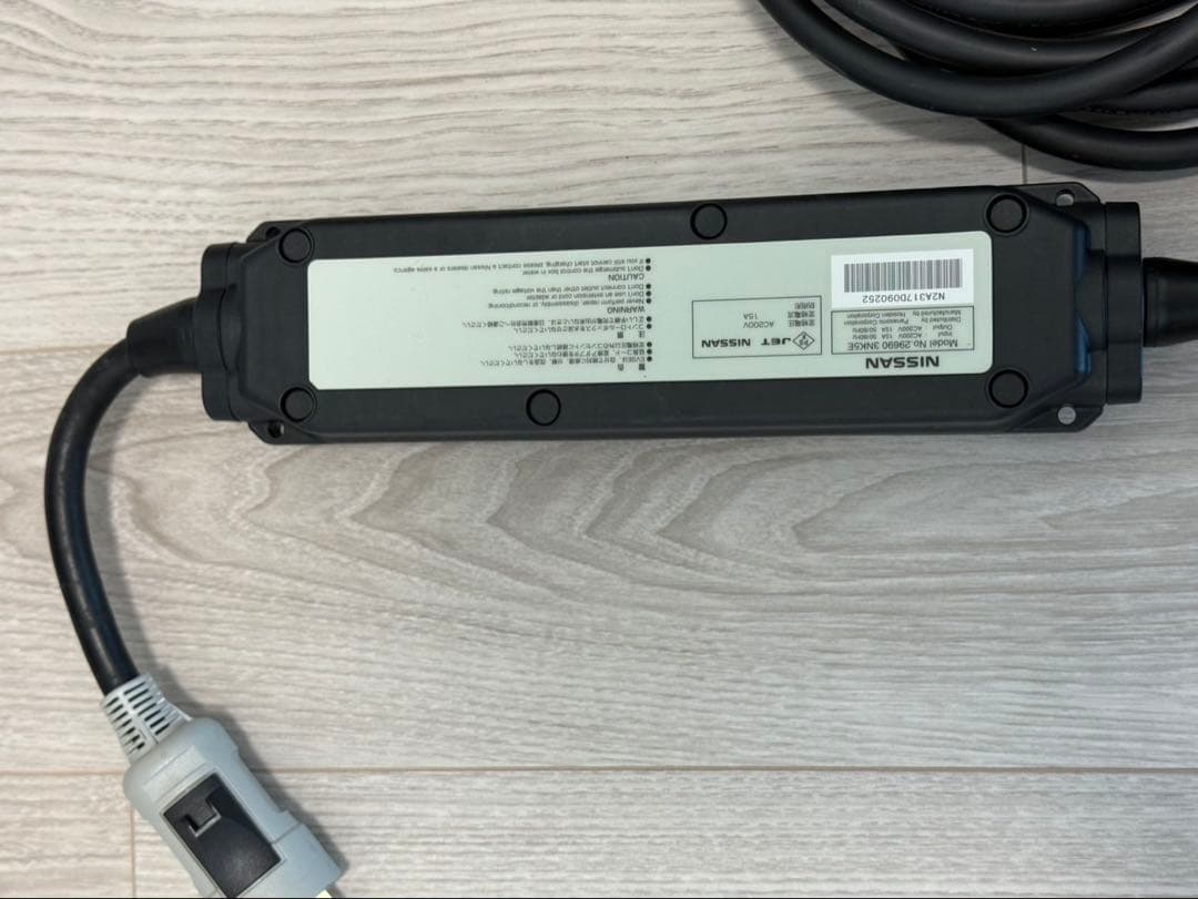 日産 純正 リーフ 充電ケーブル 3NK5E