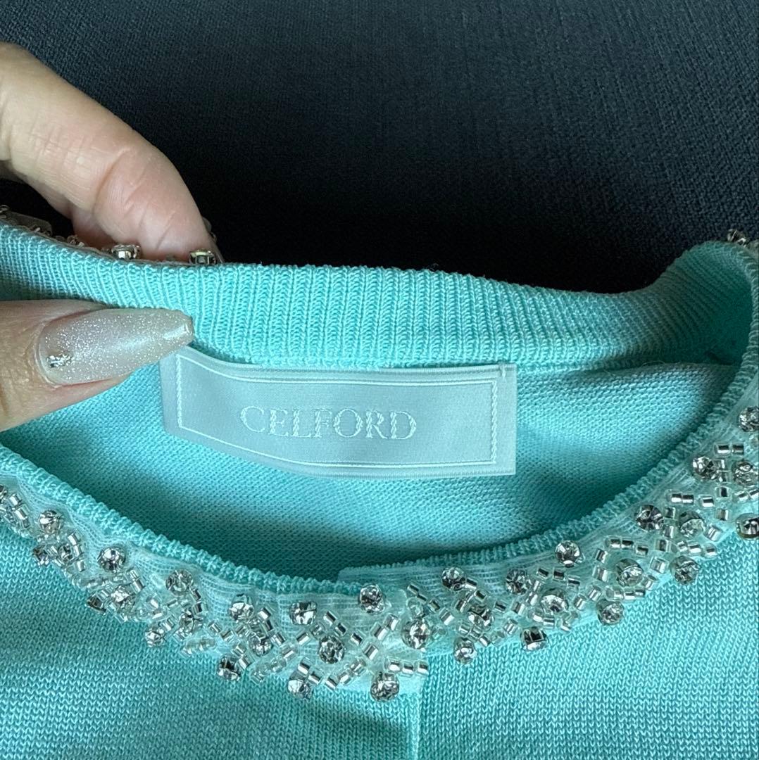 【美品】CELFORD シルクブレンドビジューネックカーディガン